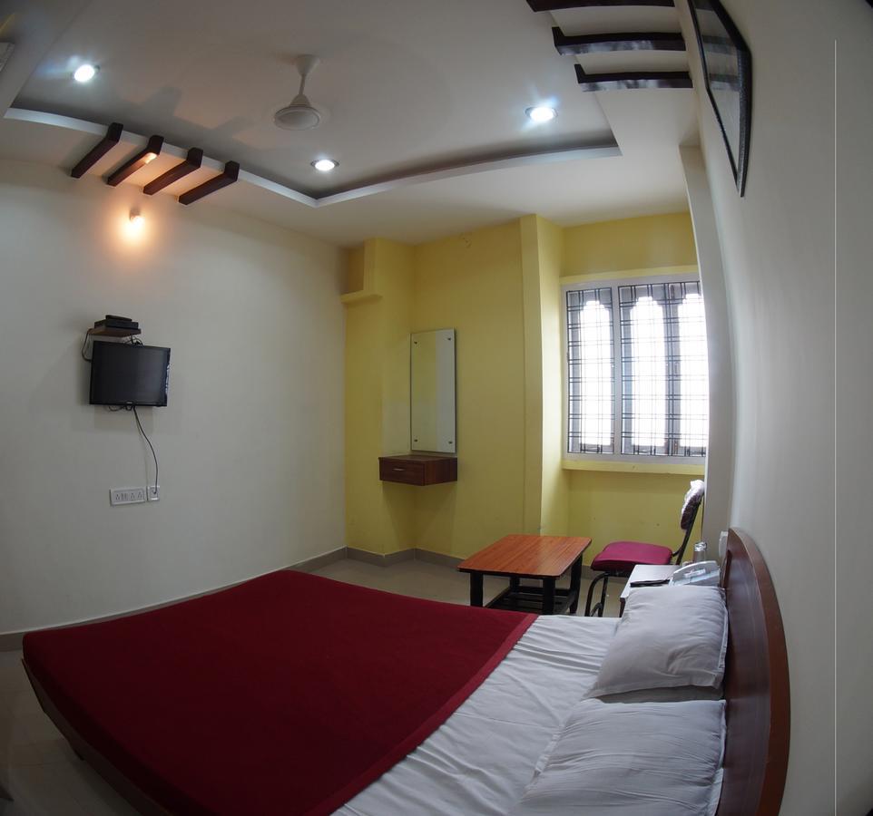 Oyo Flagship 74392 Hotel Mahesh Residency Haydarabad Dış mekan fotoğraf