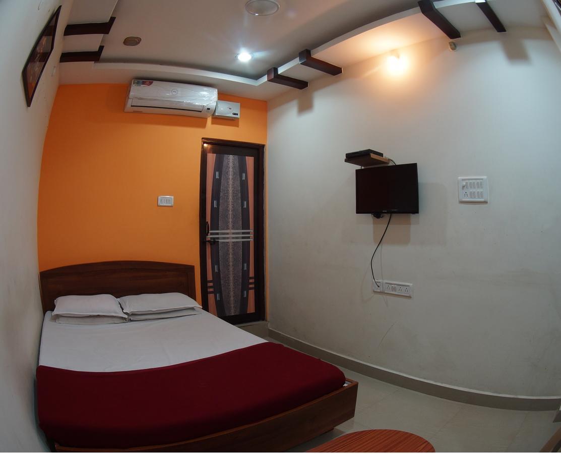 Oyo Flagship 74392 Hotel Mahesh Residency Haydarabad Dış mekan fotoğraf